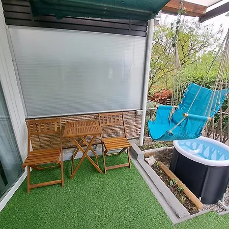 Apartma Cebelica アパート